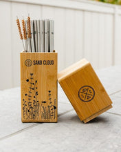 Load image into Gallery viewer, Bamboo Straw Holder with 20 Marine Inspired Straws
